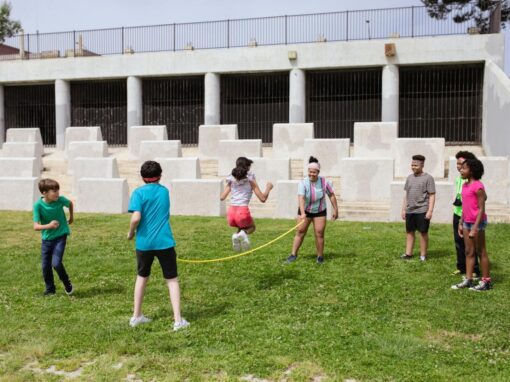 How summer camps can help build social skills in children